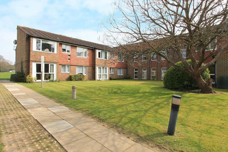 Charles Busby Court 005