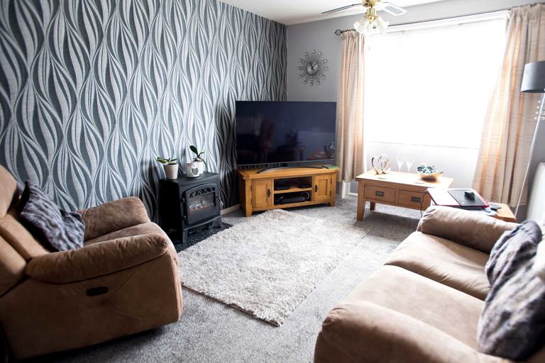 Lord Cromwell Court Apartment Living Room