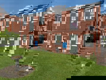 2706 Sheppard Court 002