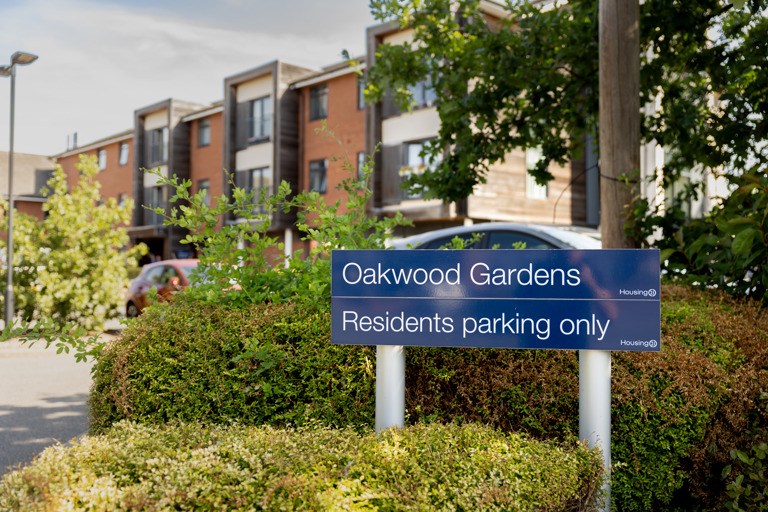Oakwood Gardens outdoor signage 