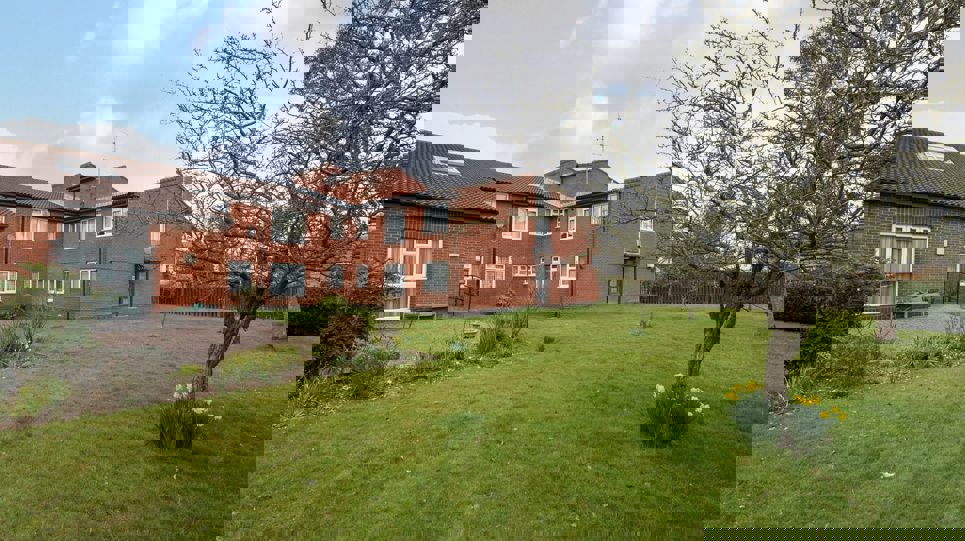 1925 Patrick Howard Dobson Court 006